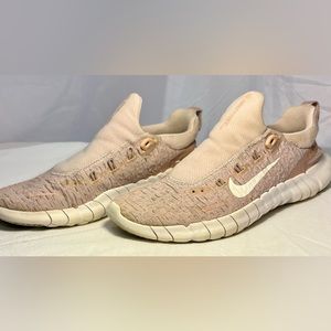 Women’s Nike Free Run 5.0 Platinum Violet, Size 9.5